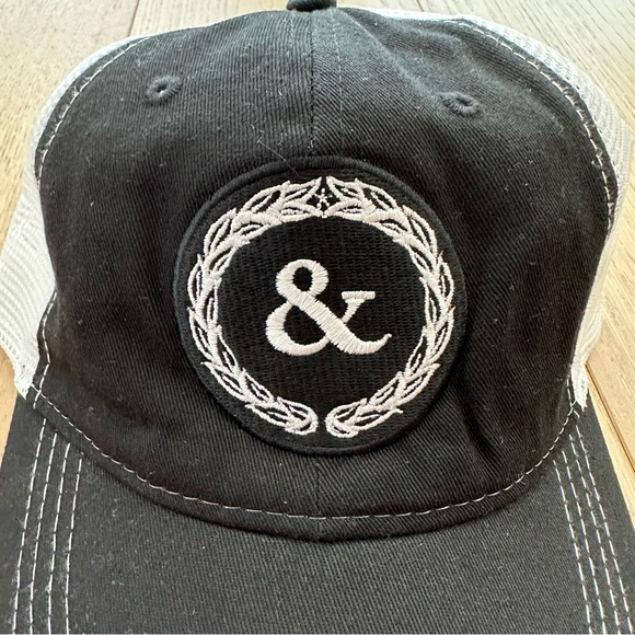 Unisex Task & Purpose Black & White Embroidered Trucker Hat - OS - Picture 2 of 6